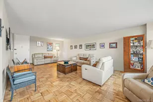 166-25 Powells Cove Blvd, Whitestone, NY 11357 - Photo 4