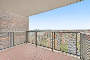 166-25 Powells Cove Blvd, Whitestone, NY 11357 - Photo 6