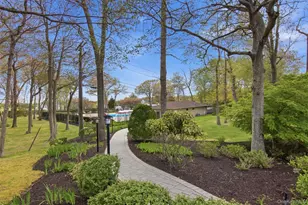 605 Fox Hill Dr, Calverton, NY 11933 - Photo 22