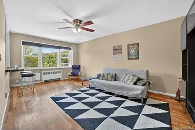30 E Hartsdale Avenue #2A, Hartsdale, NY 10530 - Photo 4