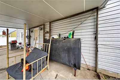 682 Lowell Street, Westbury, NY 11590 - Photo 22