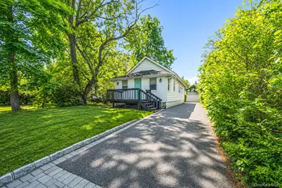 218 Pawnee Street, Ronkonkoma, NY 11779 - Photo 2