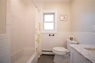 650 Bryant St, East Meadow, NY 11554 - Photo 20