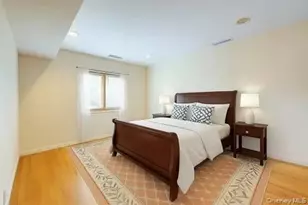 160-32 11th Ave, Whitestone, NY 11357 - Photo 10