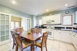 160-32 11th Ave, Whitestone, NY 11357 - Photo 32