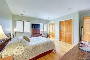 160-32 11th Ave, Whitestone, NY 11357 - Photo 24