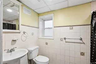 23 Colonial Dr, Smithtown, NY 11787 - Photo 22