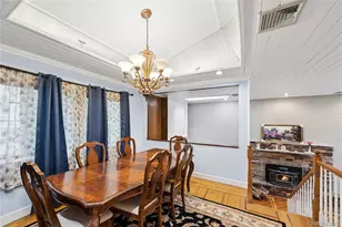 23 Colonial Dr, Smithtown, NY 11787 - Photo 6