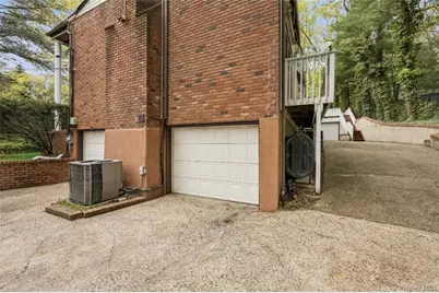 23 Colonial Drive, Smithtown, NY 11787 - Photo 28