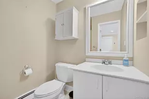 8 Aspen Way, Thornwood, NY 10594 - Photo 10