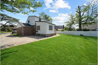 20 Virginia Avenue, Elmont, NY 11003 - Photo 28