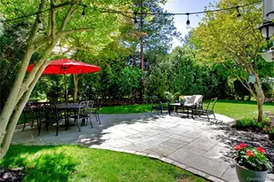 34 Longridge Rd, Manhasset, NY 11030 - Photo 20