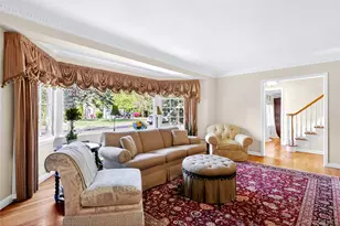 34 Longridge Rd, Manhasset, NY 11030 - Photo 12