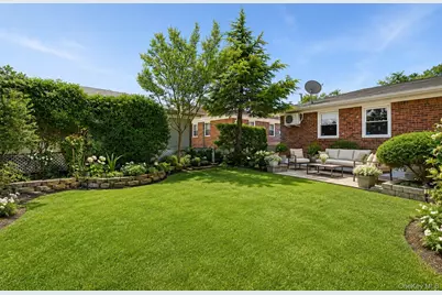 236 Franklin Avenue, Malverne, NY 11565 - Photo 20
