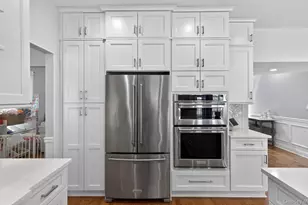 185 Plymouth Blvd, Smithtown, NY 11787 - Photo 18