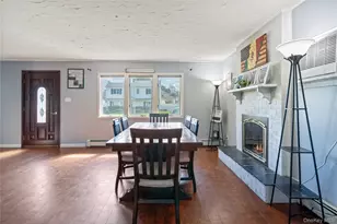 14 Greenway Circle N, Syosset, NY 11791 - Photo 2