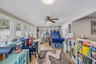 76 S Bay Dr, Massapequa, NY 11758 - Photo 34