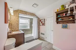 76 S Bay Dr, Massapequa, NY 11758 - Photo 28