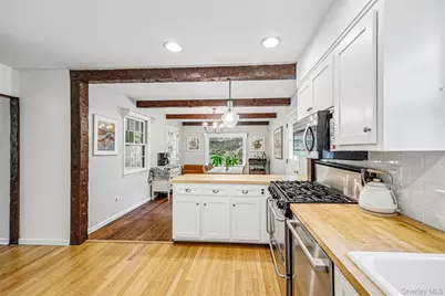 16 Valley Road, Stony Brook, NY 11790 - Photo 14