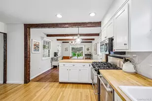 16 Valley Rd, Stony Brook, NY 11790 - Photo 14