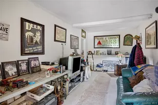 184 Roosevelt Blvd, Hauppauge, NY 11788 - Photo 10