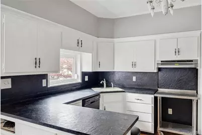 184 Roosevelt Boulevard, Hauppauge, NY 11788 - Photo 12