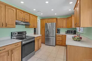 88 Colonial St, East Northport, NY 11731 - Photo 8