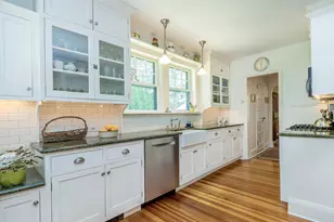 227 Littleworth Ln, Sea Cliff, NY 11579 - Photo 16