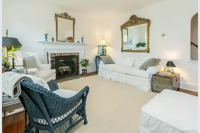 227 Littleworth Lane, Sea Cliff, NY 11579 - Photo 10