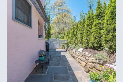 227 Littleworth Lane, Sea Cliff, NY 11579 - Photo 40