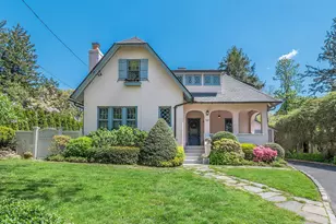 227 Littleworth Ln, Sea Cliff, NY 11579 - Photo 2