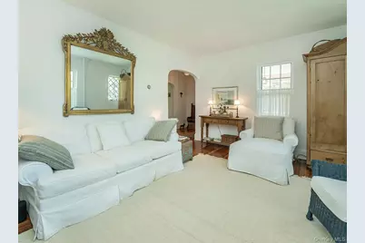 227 Littleworth Lane, Sea Cliff, NY 11579 - Photo 8