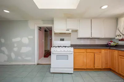 41 Ellis Place, Ossining, NY 10562 - Photo 12