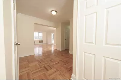 2 Sadore Lane #2E, Yonkers, NY 10710 - Photo 2