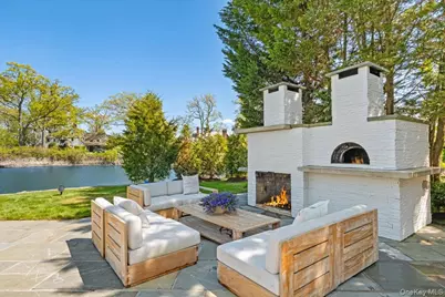15 Bishop Place, Larchmont, NY 10538 - Photo 6
