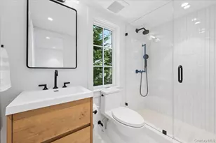 15 Bishop Pl, Larchmont, NY 10538 - Photo 38