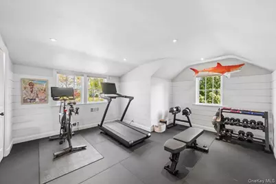 15 Bishop Place, Larchmont, NY 10538 - Photo 44