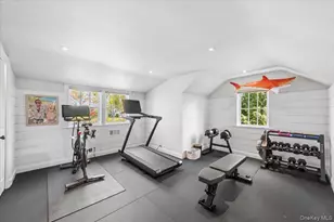 15 Bishop Pl, Larchmont, NY 10538 - Photo 44