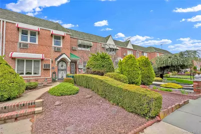 6154 77th Place, Middle Village, NY 11379 - Photo 2