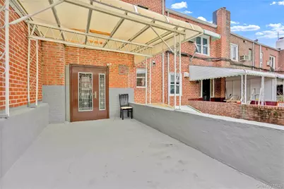 6154 77th Place, Middle Village, NY 11379 - Photo 28