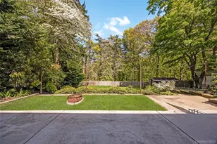 89 W Main St, Kings Park, NY 11754 - Photo 18