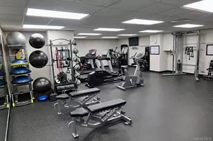 25 Neptune Blvd, Long Beach, NY 11561 - Photo 28