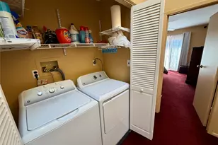 81 Stanford Ct, Wantagh, NY 11793 - Photo 22