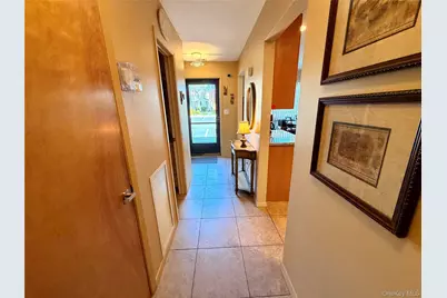 81 Stanford Court #B, Wantagh, NY 11793 - Photo 10
