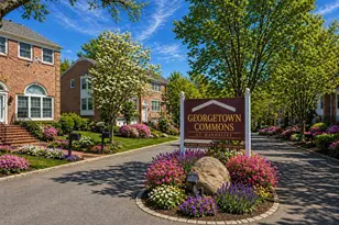 71 Orchard St, Manhasset, NY 11030 - Photo 2