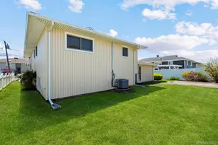 148 Harris Dr, Oceanside, NY 11572 - Photo 10