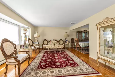 2011 Abbot Avenue, Merrick, NY 11566 - Photo 6