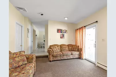 2011 Abbot Avenue, Merrick, NY 11566 - Photo 10