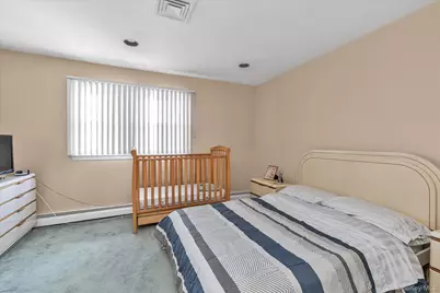 2011 Abbot Avenue, Merrick, NY 11566 - Photo 16