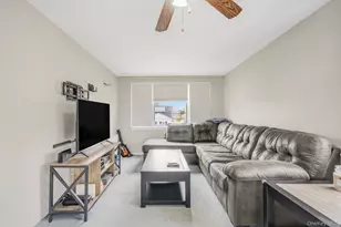 580 Center Briarwood Ave, West Islip, NY 11795 - Photo 18